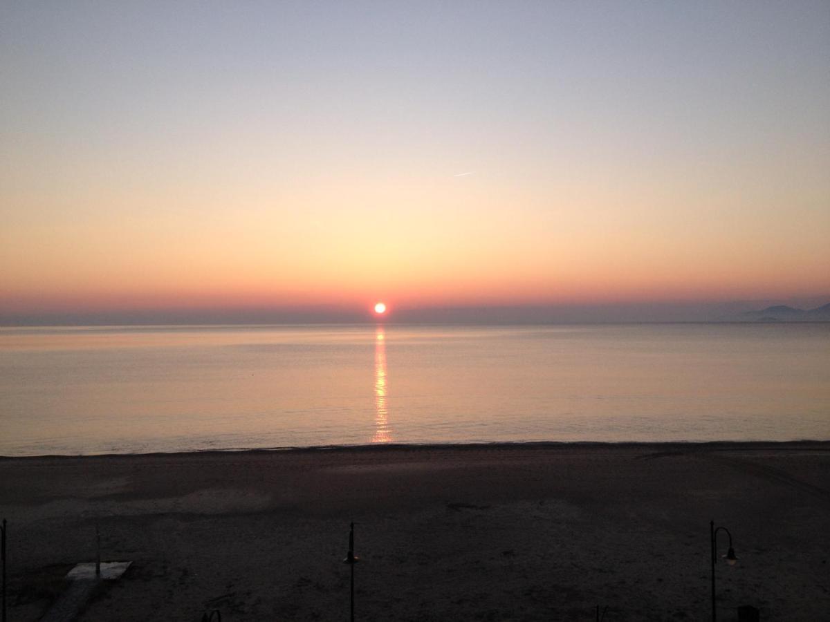 Makedos Sea View Apartman Vrasná Kültér fotó