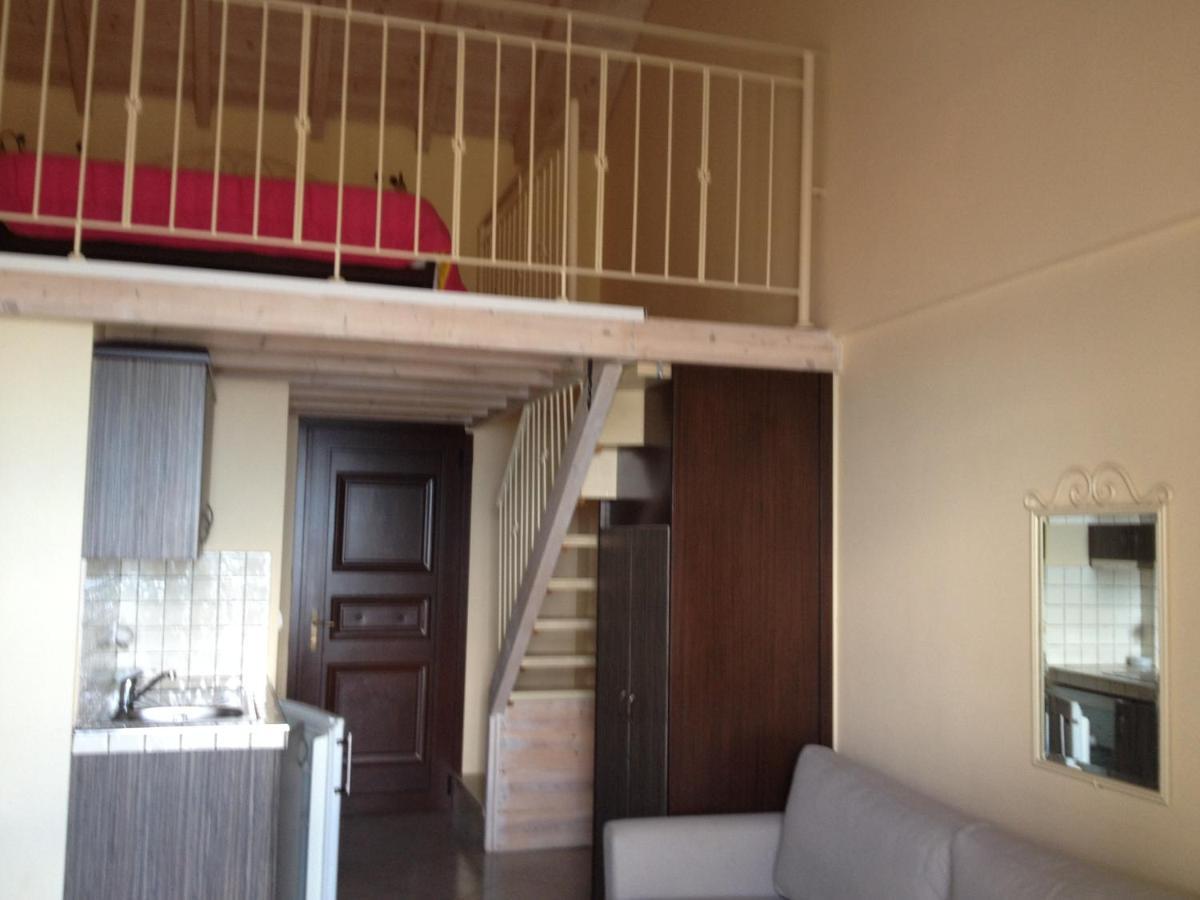 Makedos Sea View Apartman Vrasná Kültér fotó