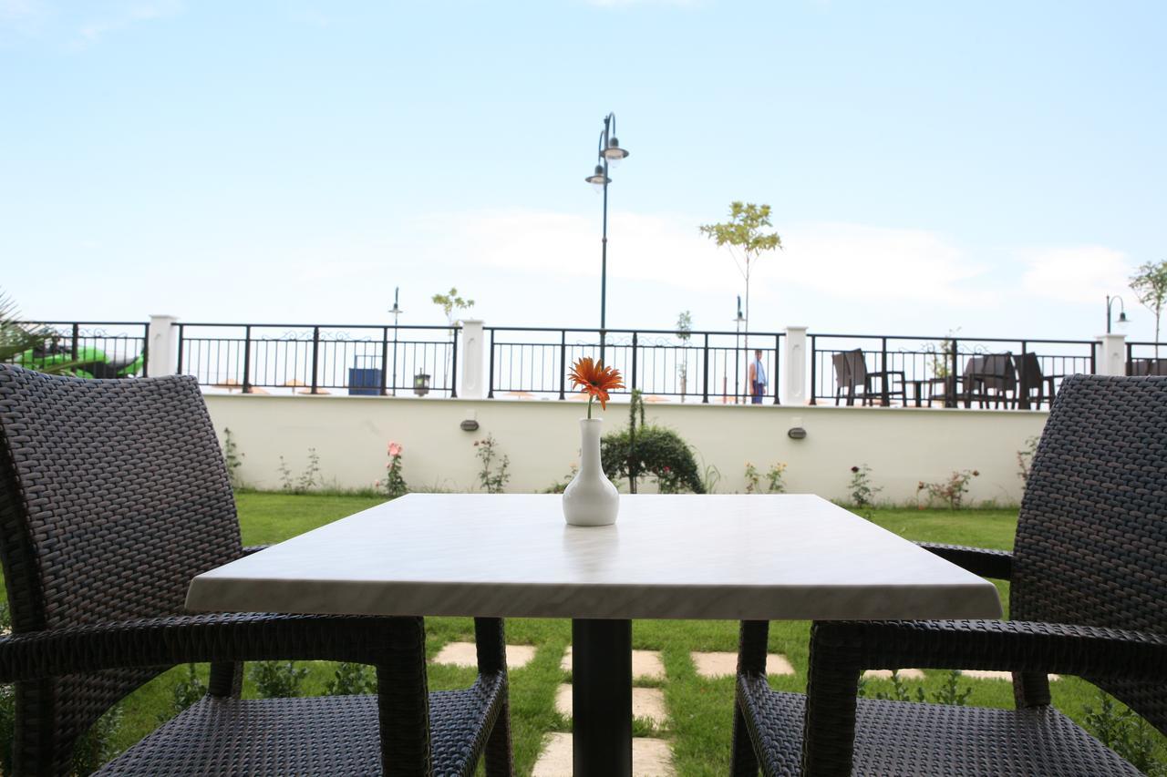 Makedos Sea View Apartman Vrasná Kültér fotó
